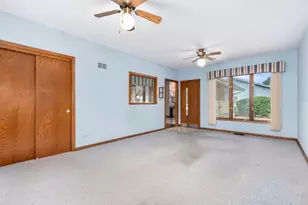 642 Country Ln, Beecher, IL 60401 - Photo 19