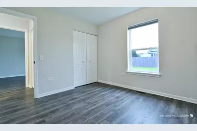 1410 Thomas Drive, Woodstock, IL 60098 - Photo 15