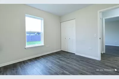 1410 Thomas Drive, Woodstock, IL 60098 - Photo 13