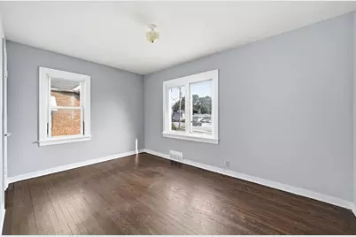 404 River Oaks Drive, Calumet City, IL 60409 - Photo 9