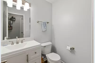 752 Kensington Boulevard, Dekalb, IL 60115 - Photo 15