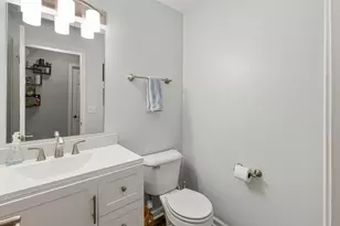 752 Kensington Blvd, Dekalb, IL 60115 - Photo 15