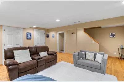 752 Kensington Boulevard, Dekalb, IL 60115 - Photo 27
