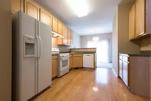 309 Abington Woods Dr, Aurora, IL 60502 - Photo 5