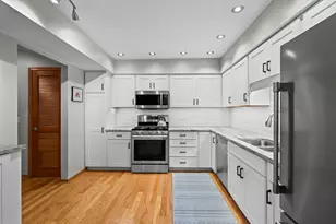 5360 N Lowell Ave, Chicago, IL 60630 - Photo 3