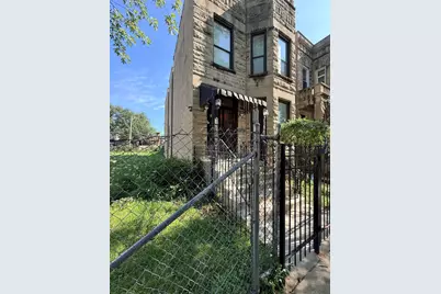 528 E 46th Place, Chicago, IL 60653 - Photo 1