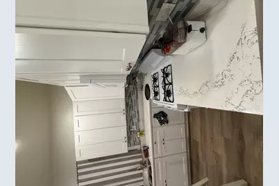 528 E 46th Place, Chicago, IL 60653 - Photo 5