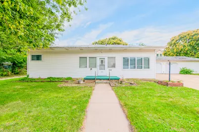 608 E Grant Street, Streator, IL 61364 - Photo 3
