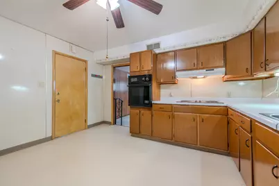 608 E Grant Street, Streator, IL 61364 - Photo 17