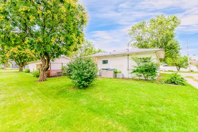 608 E Grant Street, Streator, IL 61364 - Photo 5