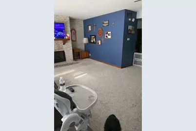 2107 Ohio Parkway, Rockford, IL 61108 - Photo 3