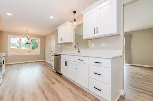 2807 Lektorich Ln, Plainfield, IL 60586 - Photo 9