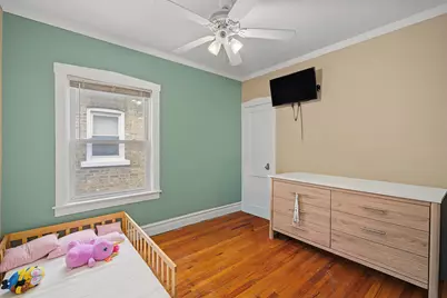 4226 W Haddon Avenue, Chicago, IL 60651 - Photo 9