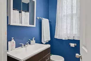 4226 W Haddon Ave, Chicago, IL 60651 - Photo 11
