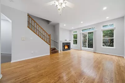 935 W College Parkway, Chicago, IL 60608 - Photo 11