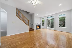 935 W College Pkwy, Chicago, IL 60608 - Photo 11