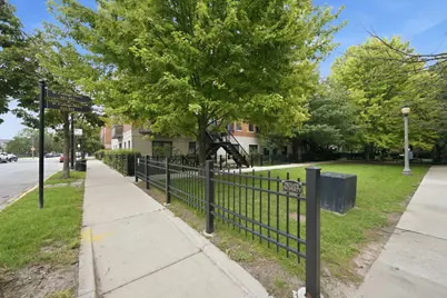 935 W College Parkway, Chicago, IL 60608 - Photo 33