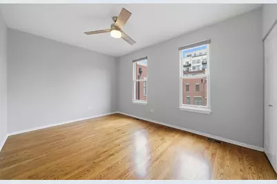 935 W College Parkway, Chicago, IL 60608 - Photo 23