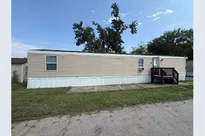 1712 S Dixie Highway #204, Crete, IL 60417 - Photo 1