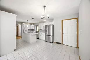 11497 Ridgecrest Dr, Roscoe, IL 61073 - Photo 11