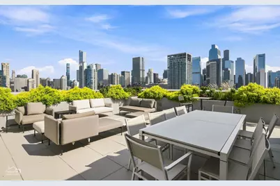 375 W Erie Street #221, Chicago, IL 60654 - Photo 23