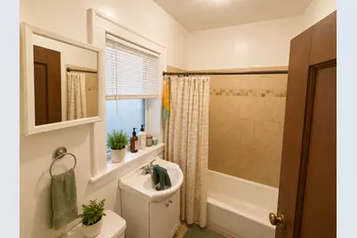 7414 S Chappel Avenue, Chicago, IL 60649 - Photo 13
