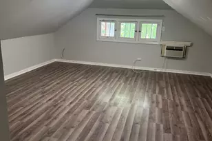 2439 W Byron St, Chicago, IL 60618 - Photo 7