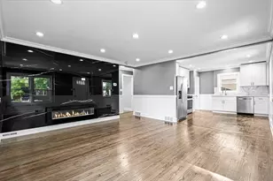 438 W 126th Pl, Chicago, IL 60628 - Photo 7