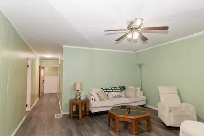 315 W 3rd Street, Streator, IL 61364 - Photo 5
