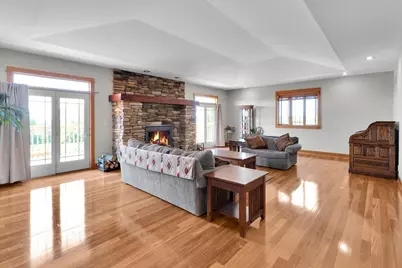 10952 Tanglewood Trails Drive, Yorkville, IL 60560 - Photo 7