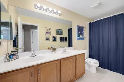 254 E Park Avenue, Sugar Grove, IL 60554 - Photo 23