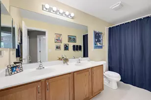 254 E Park Ave, Sugar Grove, IL 60554 - Photo 23