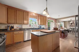 254 E Park Ave, Sugar Grove, IL 60554 - Photo 15