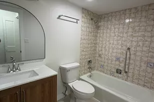 9051 S Roberts Rd, Hickory Hills, IL 60457 - Photo 9