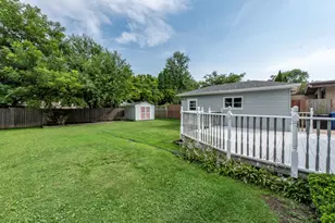 1939 Chestnut St, Waukegan, IL 60087 - Photo 31
