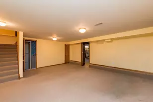 1939 Chestnut St, Waukegan, IL 60087 - Photo 23