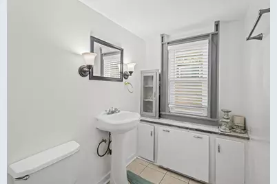 8340 S Yates Boulevard, Chicago, IL 60617 - Photo 15