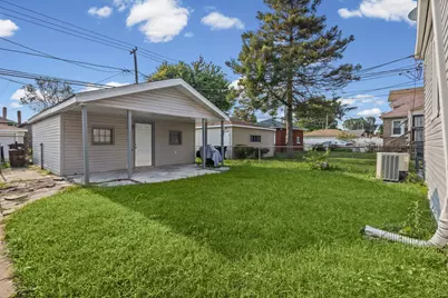 8340 S Yates Boulevard, Chicago, IL 60617 - Photo 23