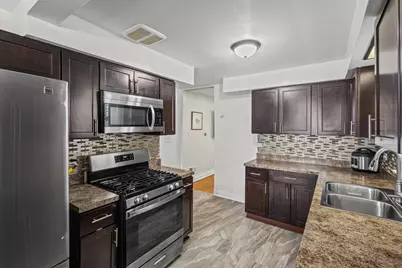 8340 S Yates Boulevard, Chicago, IL 60617 - Photo 7