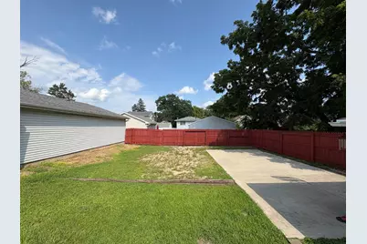 1423 Pulaski Street, Peru, IL 61354 - Photo 23