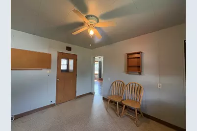 1423 Pulaski Street, Peru, IL 61354 - Photo 11