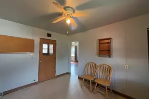 1423 Pulaski St, Peru, IL 61354 - Photo 11