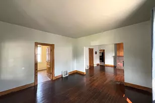 1423 Pulaski St, Peru, IL 61354 - Photo 5