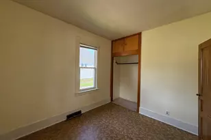 1423 Pulaski St, Peru, IL 61354 - Photo 13