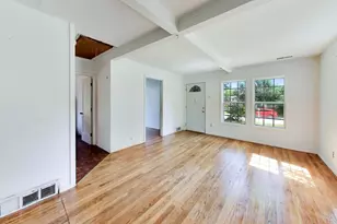 1504 North Ave, Round Lake Beach, IL 60073 - Photo 9