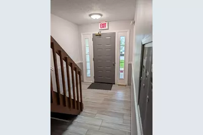 332 Essex Court #4, Wood Dale, IL 60191 - Photo 5