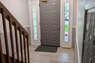 332 Essex Ct, Wood Dale, IL 60191 - Photo 5