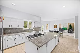 1058 Courtland Pl, Aurora, IL 60502 - Photo 15