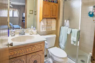 8252 Ashley Ln, Tinley Park, IL 60477 - Photo 7
