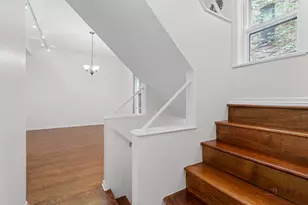 421 W Oakdale Ave, Chicago, IL 60657 - Photo 11